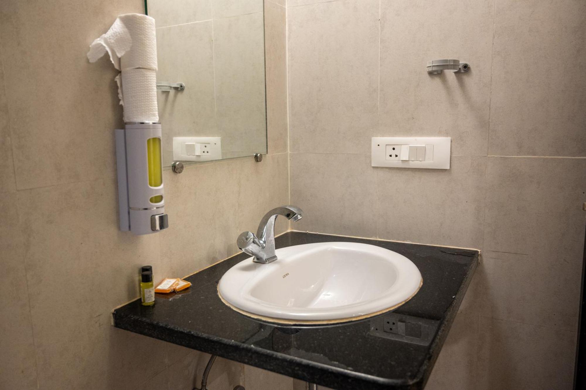 Ronnie'S Studio Apartment Arpora Dış mekan fotoğraf